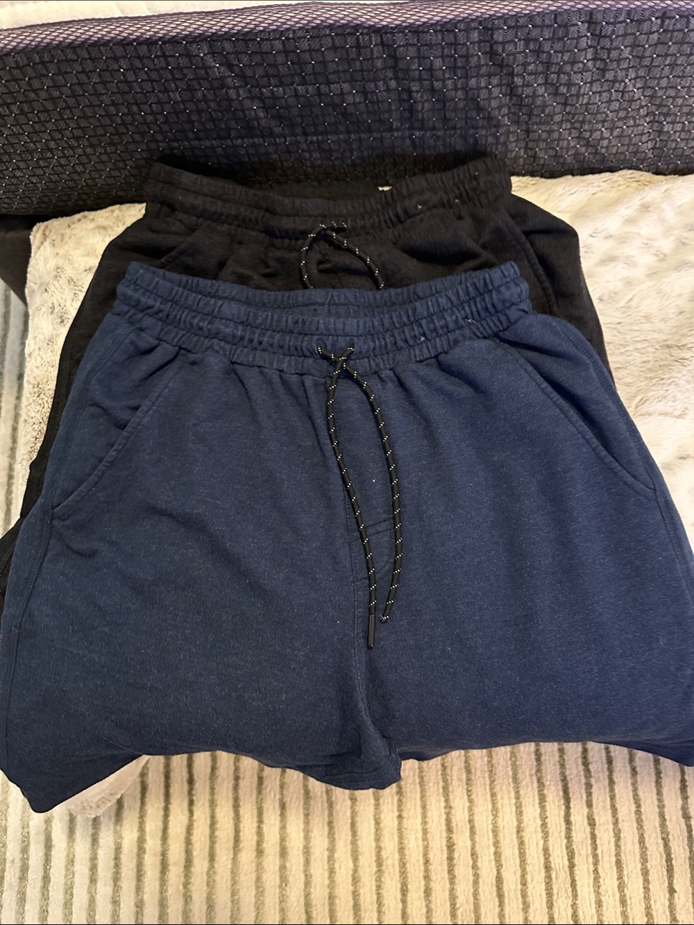 Men's Navy & Black Athletic Pull-On Shorts with Drawstring